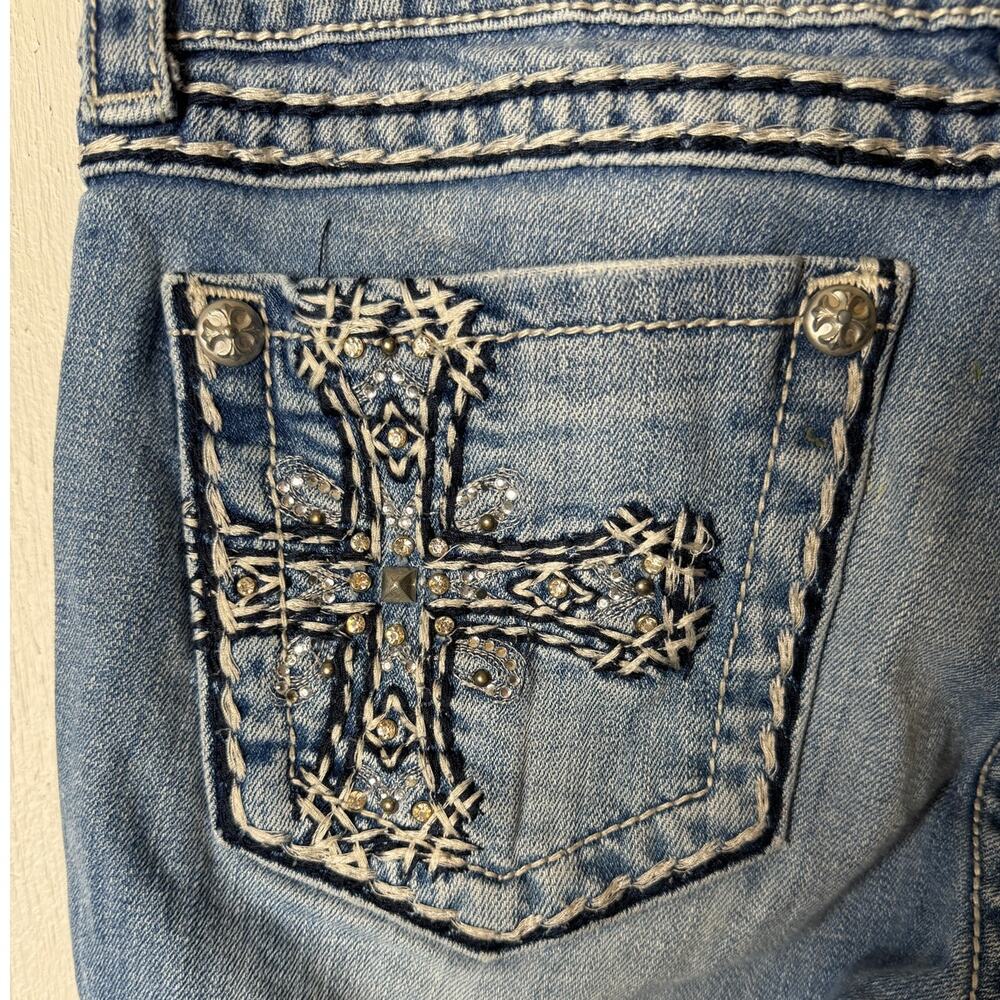 Miss Me Women's 30 Cropped Light Blue Jeans JE5100C7 Embellished Cross Y2K - Picture 10 of 12